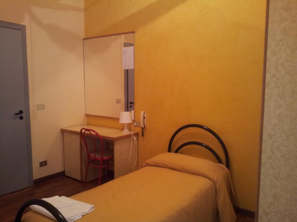 Albergo Tarsia Castrovillari Exterior photo